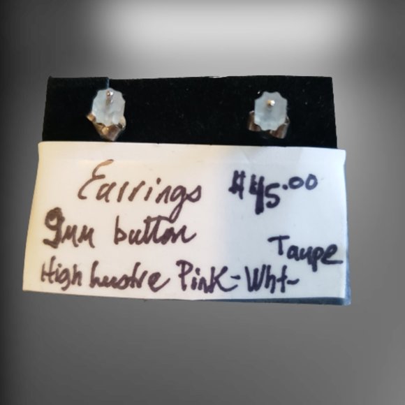 High Lustre Cultured Freshwater Pearl Button Earrings 9MM (NWOT) - Picture 4 of 4